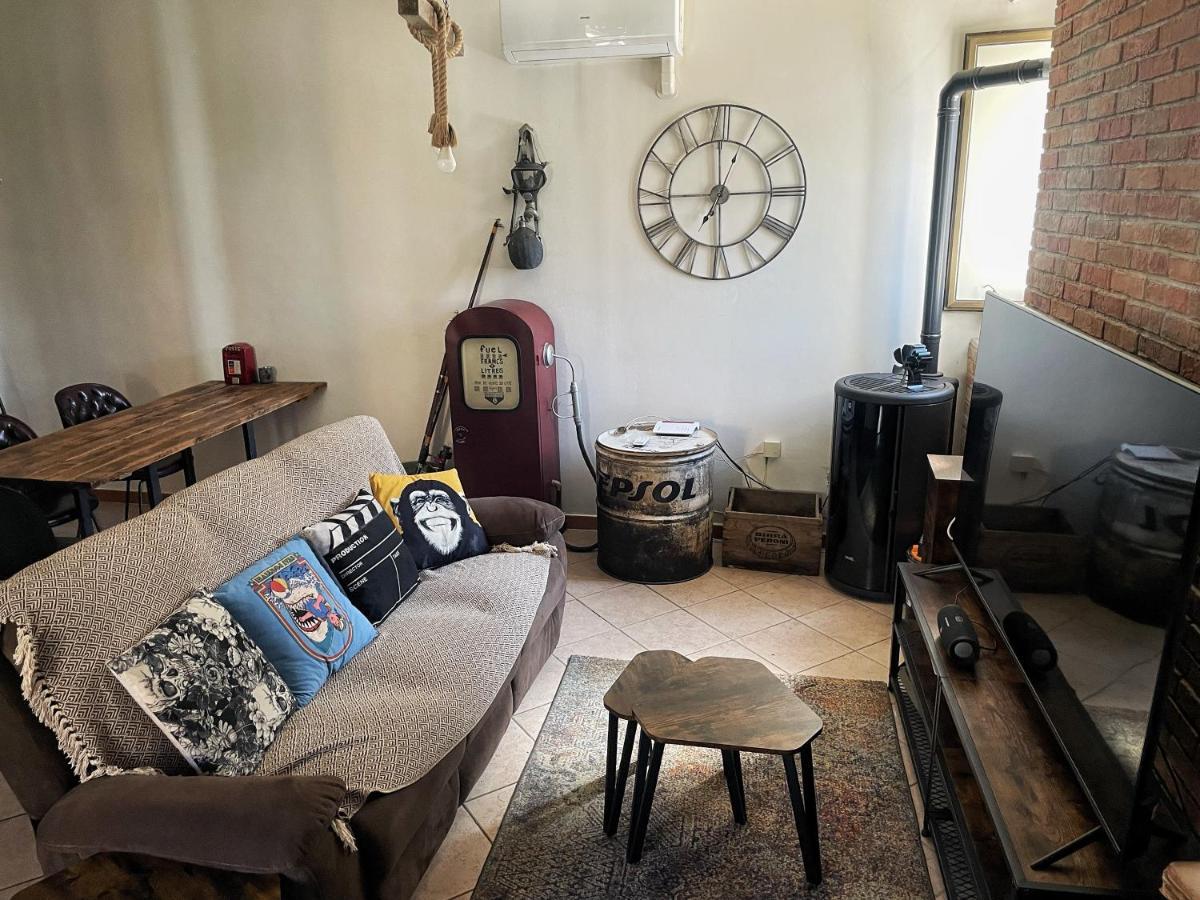 Appartamento Intero "A Casa Dello Zio" ซุลโมนา ภายนอก รูปภาพ
